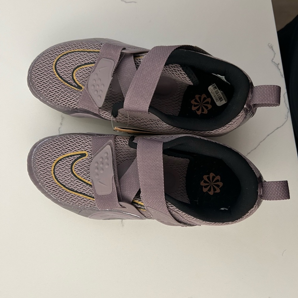 Nike cycling shoes